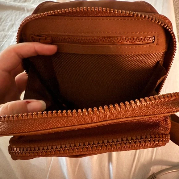 Beis Sports Sling Crossbody Bag Set - Olive Green and Maple - Picture 4 of 5